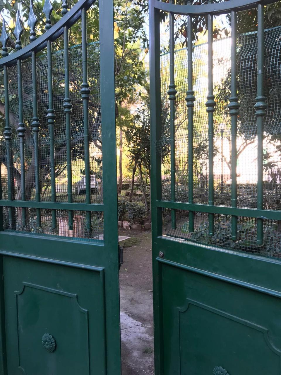Il Giardino Di Vico Neve Bed & Breakfast Naples Luaran gambar