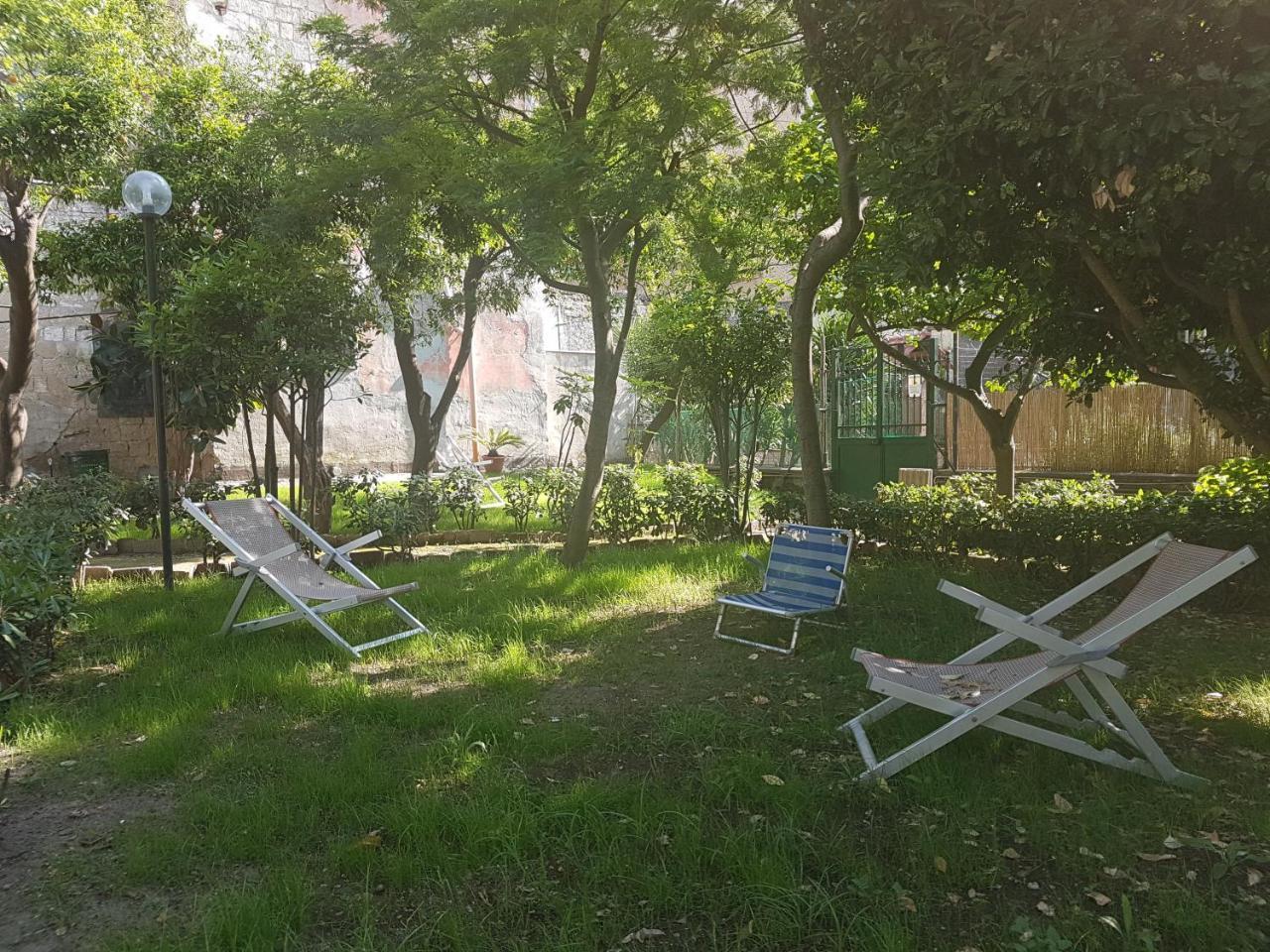Il Giardino Di Vico Neve Bed & Breakfast Naples Luaran gambar
