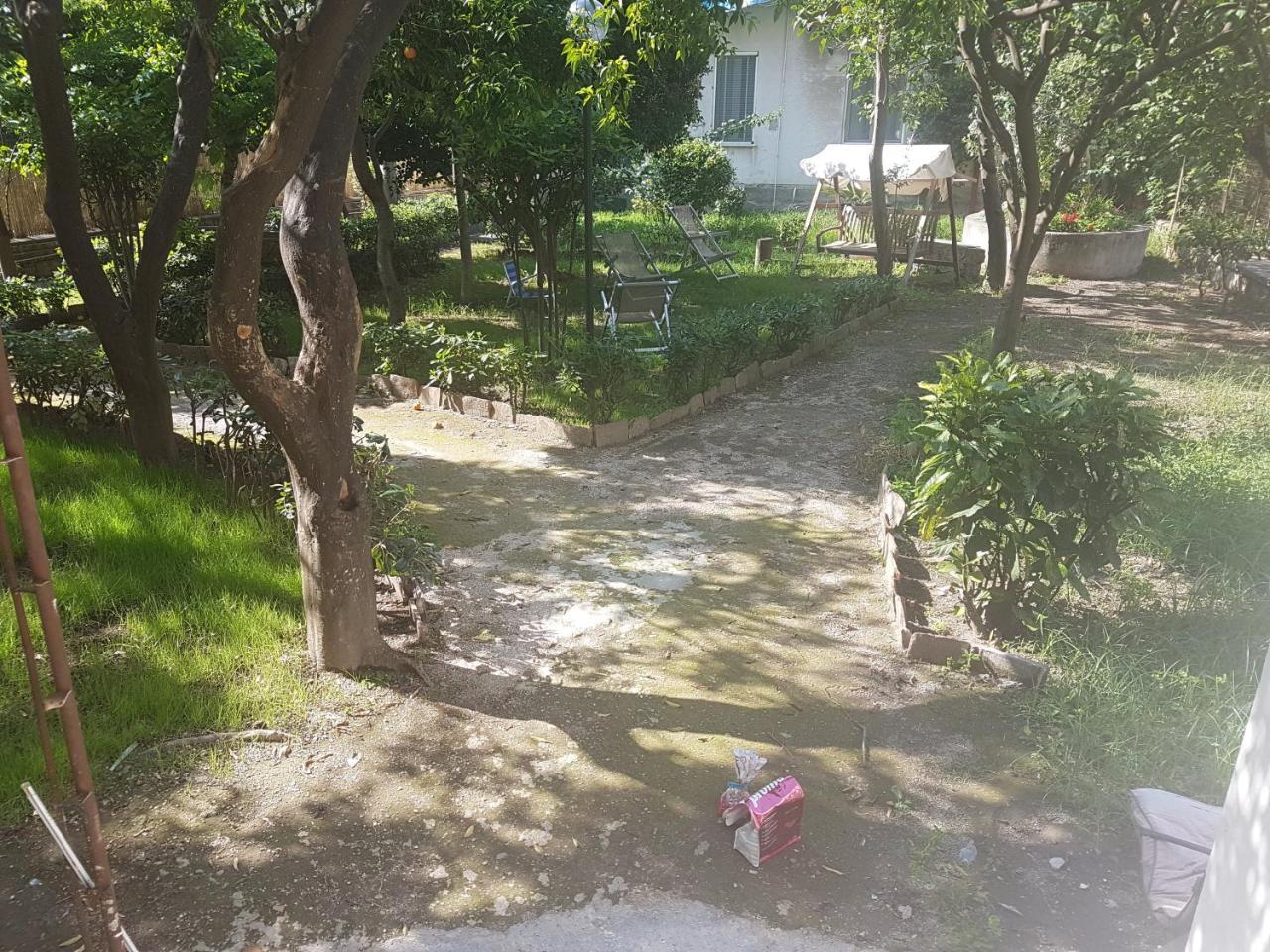 Il Giardino Di Vico Neve Bed & Breakfast Naples Luaran gambar